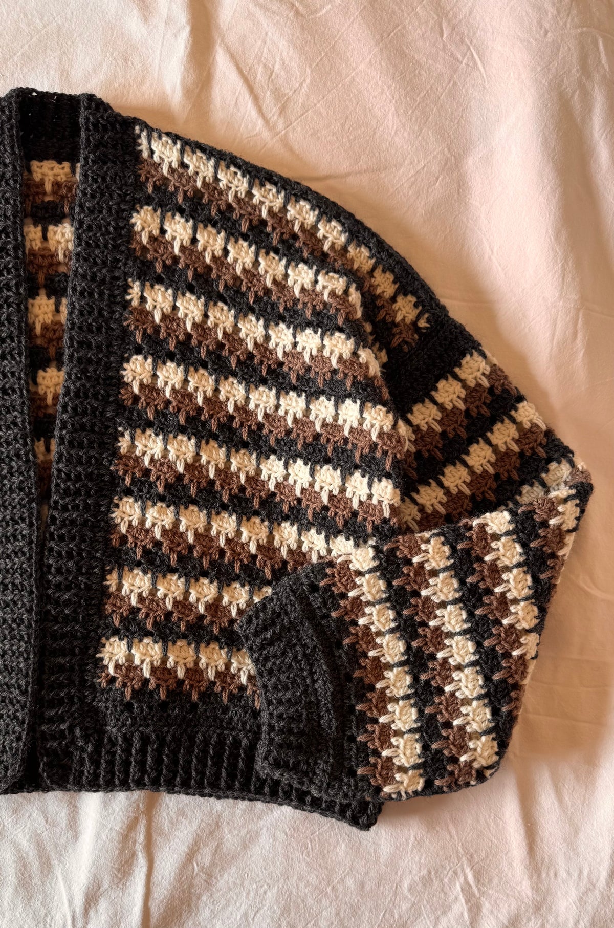Amber Cardigan - English
