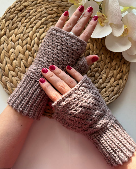 Nocciola Gloves Pattern 